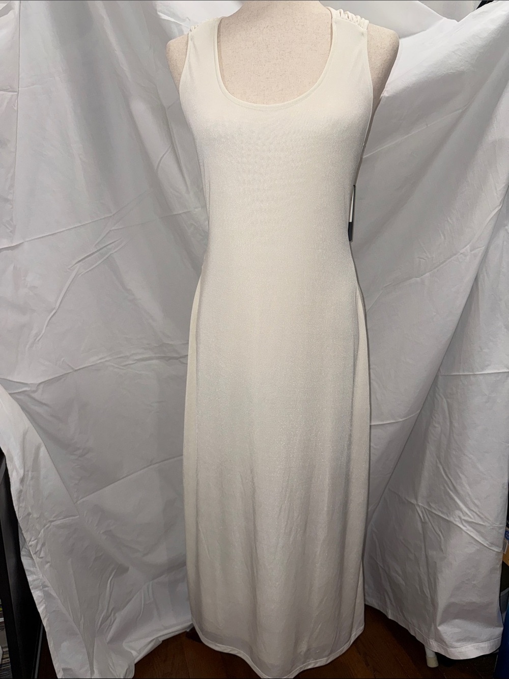 Banana Republic Cream Sleeveless Scoop-Neck Maxi Dress Petite